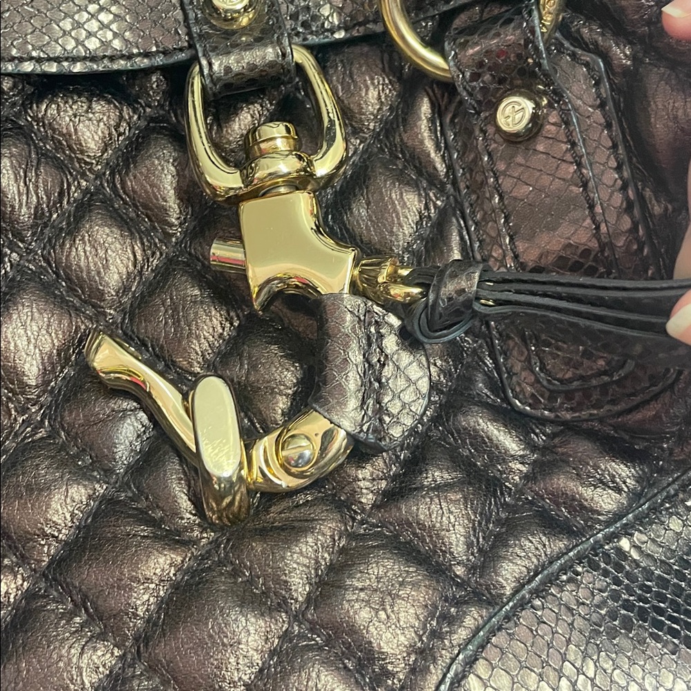 Francesco Biasia Quilted Shoulder Bag - Picture 17 of 17